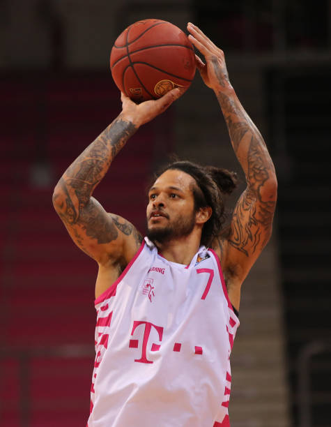 也要承认边 也要承认边